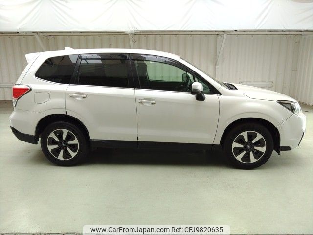 subaru forester 2017 ENHANCEAUTO_1_ea283312 image 2