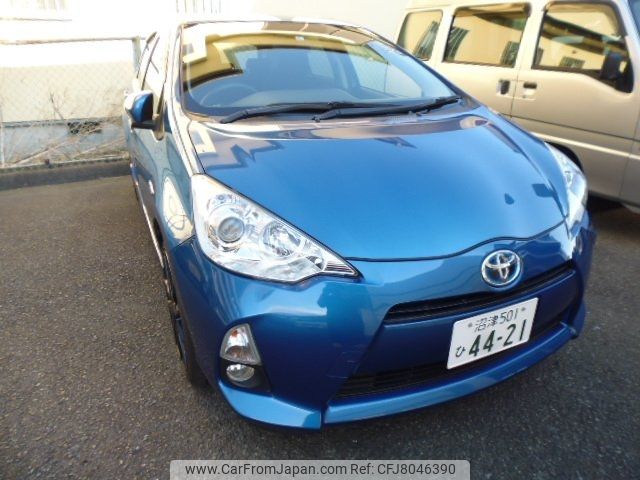 toyota aqua 2014 -TOYOTA 【沼津 501ﾋ4421】--AQUA NHP10--6313602---TOYOTA 【沼津 501ﾋ4421】--AQUA NHP10--6313602- image 1