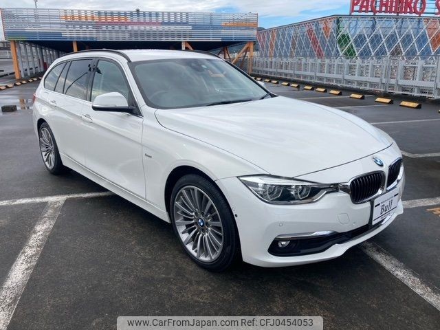 bmw 3-series 2015 -BMW--BMW 3 Series 8A20--0K440553---BMW--BMW 3 Series 8A20--0K440553- image 1