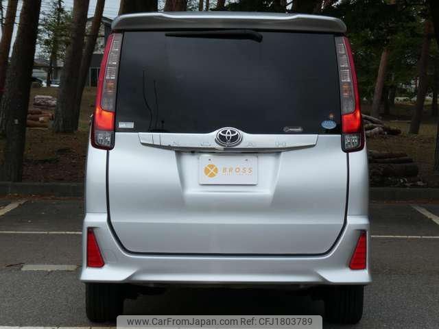 toyota noah 2014 CFJ1803789 image 2