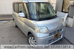 daihatsu tanto 2012 CFJ0613814
