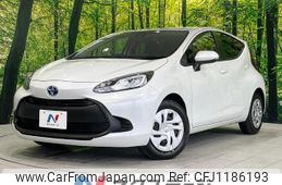 toyota aqua 2022 -TOYOTA--AQUA 6AA-MXPK11--MXPK11-2070292---TOYOTA--AQUA 6AA-MXPK11--MXPK11-2070292-
