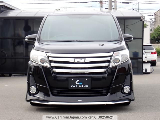 toyota noah 2014 GOO_JP_700072025530240921002 image 1