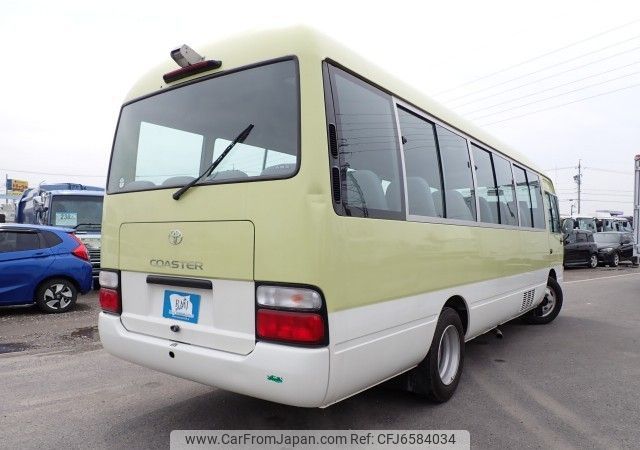 2005 Toyota Coaster PB-XZB50 2WD - Car Price $13,808
