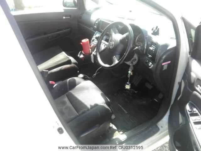 toyota wish 2003 TE1819 image 2