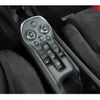 mclaren 570s-coupe 2018 quick_quick_P13SP_SBM13FAE7JW004481 image 18