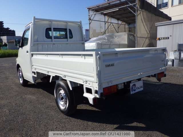 toyota townace-truck 2013 -TOYOTA--Townace Truck ABF-S402U--S402U-0011860---TOYOTA--Townace Truck ABF-S402U--S402U-0011860- image 2