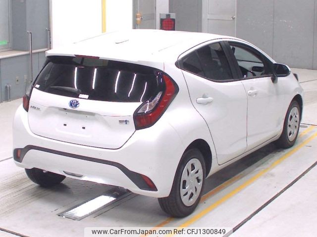 toyota aqua 2022 -TOYOTA--AQUA MXPK11-2075050---TOYOTA--AQUA MXPK11-2075050- image 2