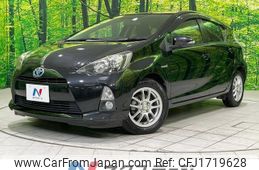 toyota aqua 2012 CFJ1719628