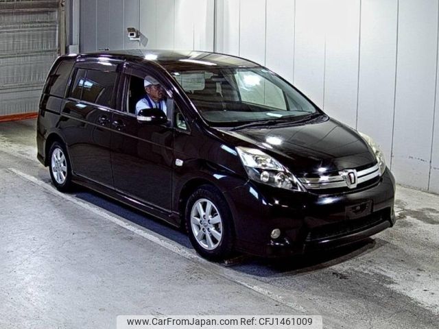 toyota isis 2013 CFJ1461009 image 1