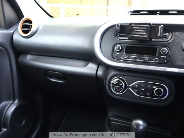 renault twingo 2018 -RENAULT--Renault Twingo ABA-AHH4B1--VF1AHB55AJ0771614---RENAULT--Renault Twingo ABA-AHH4B1--VF1AHB55AJ0771614- image 2
