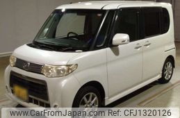 daihatsu tanto 2011 CFJ1320126