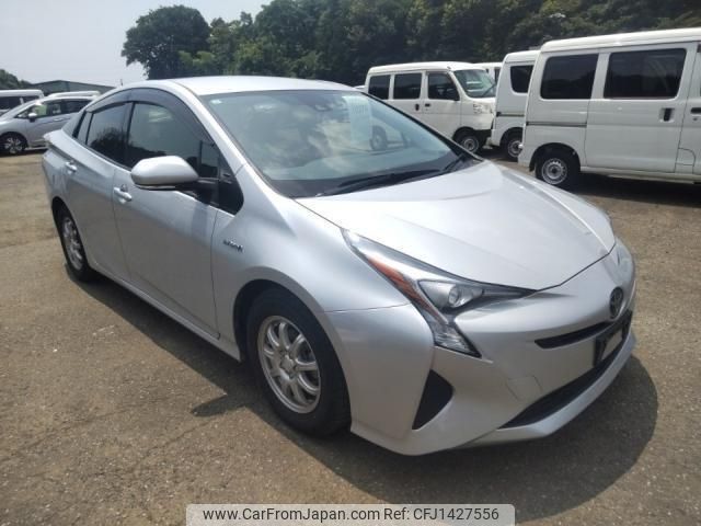 toyota prius 2019 quick_quick_DAA-ZVW50_ZVW50-6158603 image 2