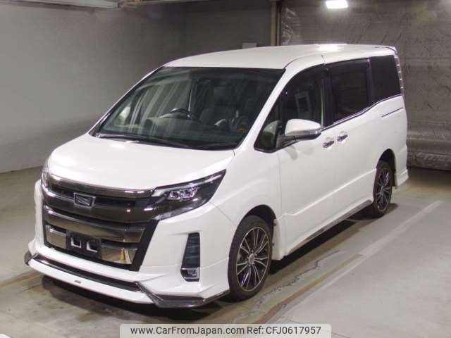 toyota noah 2018 -TOYOTA--Noah DBA-ZRR85W--ZRR85-0105591---TOYOTA--Noah DBA-ZRR85W--ZRR85-0105591- image 1