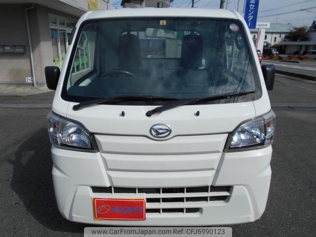 daihatsu-hijet-truck-2017-6842-car_2f46e5f7-d7e8-4599-9d2b-4b4ddba14d98