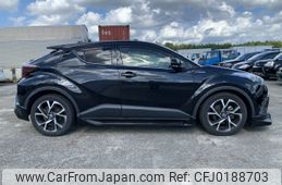 toyota c-hr 2017 NIKYO_SJ53850