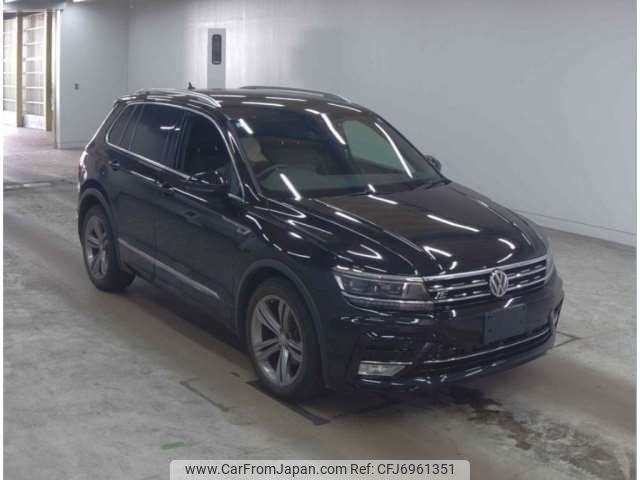 volkswagen tiguan 2017 -VOLKSWAGEN--VW Tiguan ABA-5NCZE--WVGZZZ5NZHW850243---VOLKSWAGEN--VW Tiguan ABA-5NCZE--WVGZZZ5NZHW850243- image 1