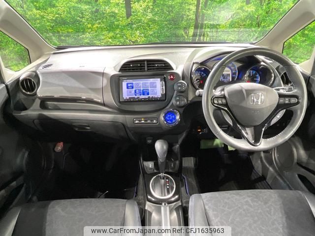 honda fit-shuttle-hybrid 2014 CFJ1635963 image 2