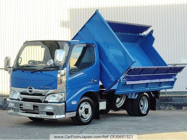 hino dutro 2018 GOO_NET_EXCHANGE_0706903A30250127W001 image 1