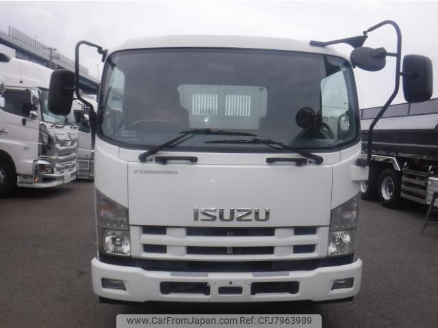 isuzu forward 2014 CFJ7963989 image 2