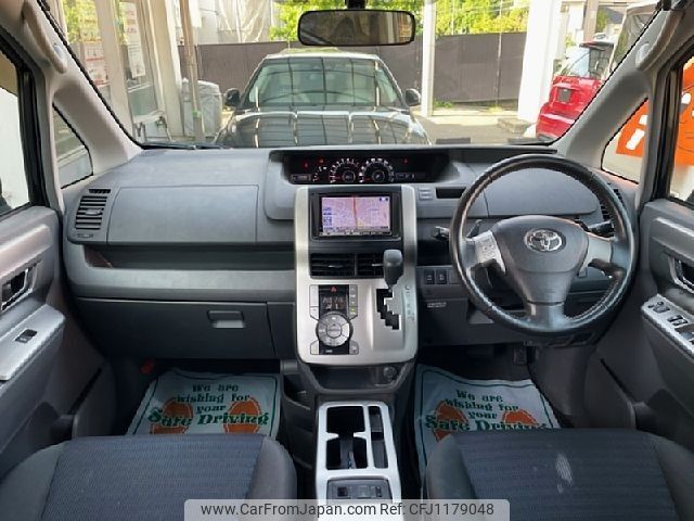 toyota voxy 2010 -TOYOTA--Voxy DBA-ZRR70W--ZRR70-0307494---TOYOTA--Voxy DBA-ZRR70W--ZRR70-0307494- image 2