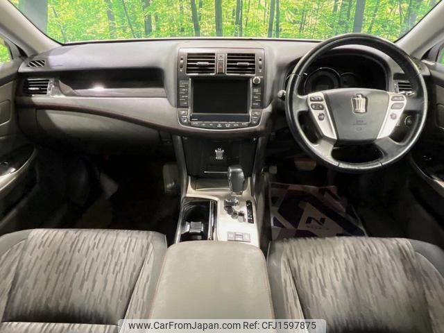 toyota crown 2011 CFJ1597875 image 2