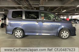 toyota voxy 2008 NIKYO_ZH83550