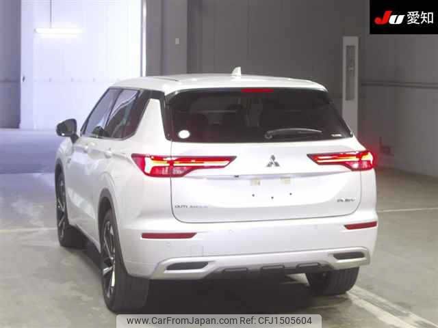 mitsubishi outlander-phev 2022 CFJ1505604 image 2