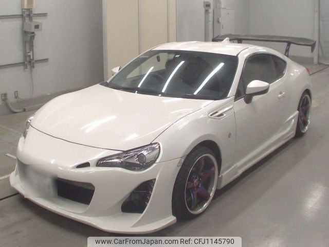 toyota 86 2019 -TOYOTA 【所沢 301ゆ647】--86 ZN6-102590---TOYOTA 【所沢 301ゆ647】--86 ZN6-102590- image 1