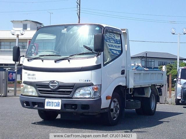 hino dutro 2010 GOO_NET_EXCHANGE_0404296A30240819W003 image 1