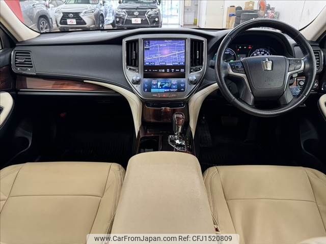 toyota crown 2013 CFJ1520809 image 2