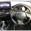 toyota c-hr 2019 quick_quick_DAA-ZYX10_2182440 image 3