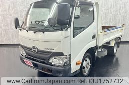 hino dutro 2017 CFJ1752732