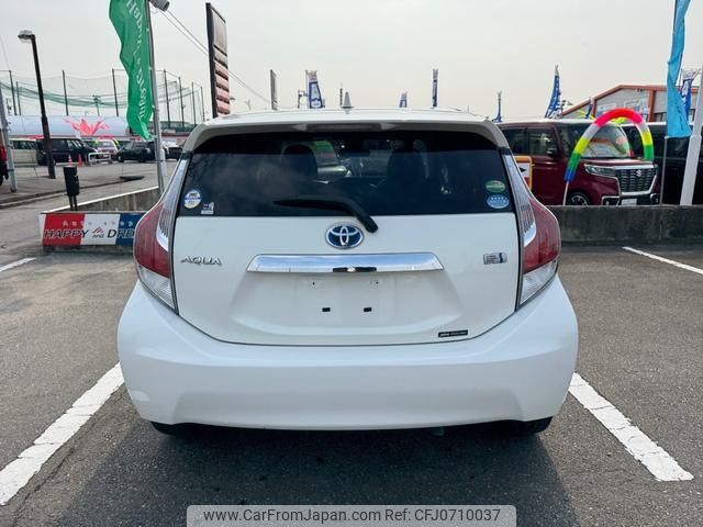 toyota aqua 2016 -TOYOTA--AQUA NHP10--2572727---TOYOTA--AQUA NHP10--2572727- image 2