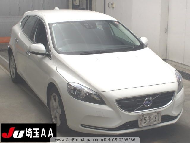 volvo v40 2014 -VOLVO--Volvo V40 MB4164T-E2158401---VOLVO--Volvo V40 MB4164T-E2158401- image 1