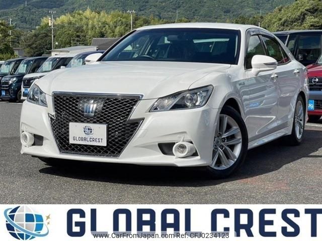 toyota crown 2015 -TOYOTA--Crown DAA-AWS210--AWS210-6082260---TOYOTA--Crown DAA-AWS210--AWS210-6082260- image 1