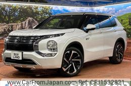 mitsubishi outlander-phev 2023 CFJ1532821