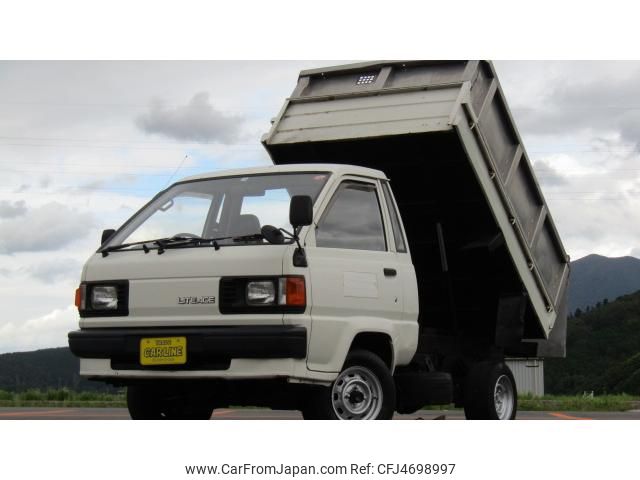 toyota-liteace-truck-1987-6221-car_2fca040c-56ed-48b1-936b-5b9c9f193c18