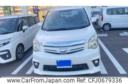 toyota noah 2012 -TOYOTA--Noah DBA-ZRR70W--ZRR70-0472702---TOYOTA--Noah DBA-ZRR70W--ZRR70-0472702-