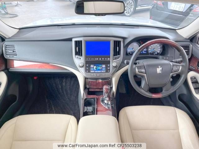 toyota crown-majesta 2014 -TOYOTA--Crown Majesta DAA-GWS214--GWS214-6006943---TOYOTA--Crown Majesta DAA-GWS214--GWS214-6006943- image 2