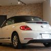 volkswagen the-beetle-convertible 2013 quick_quick_16CBZK_WVWZZZ16ZDM809276 image 3