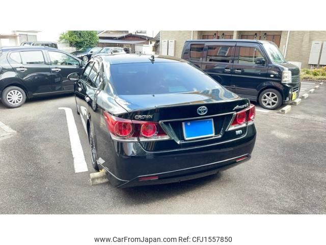 toyota crown 2016 CFJ1557850 image 2