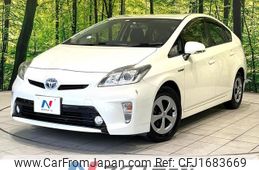 toyota prius 2012 CFJ1683669