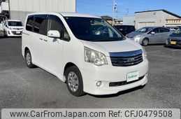 toyota noah 2013 -TOYOTA--Noah DBA-ZRR70G--ZRR70-0524247---TOYOTA--Noah DBA-ZRR70G--ZRR70-0524247-