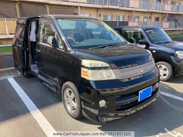 toyota voxy 2006 CFJ1851225 image 2