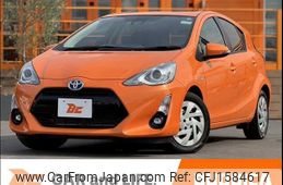 toyota aqua 2015 CFJ1584617
