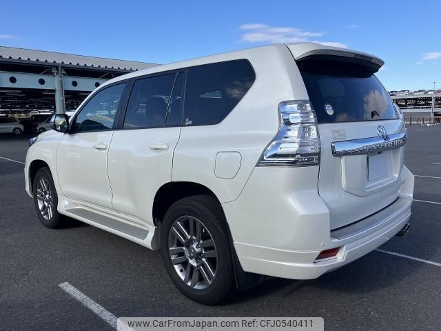 toyota land-cruiser-prado 2016 quick_quick_LDA-GDJ150W_GDJ150-0014562 image 2