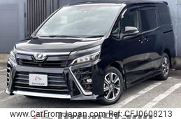 toyota voxy 2018 quick_quick_ZRR80W_ZRR80-0380341