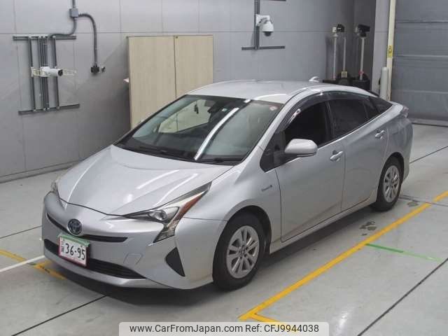 toyota prius 2017 -TOYOTA--Prius DAA-ZVW50--ZVW50-6082656---TOYOTA--Prius DAA-ZVW50--ZVW50-6082656- image 1