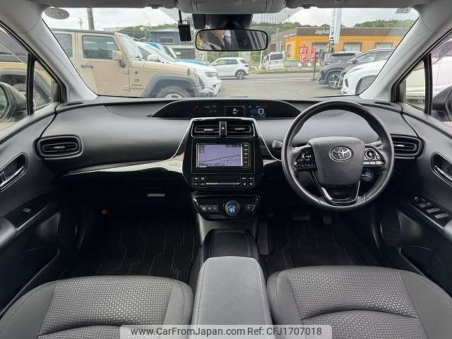 toyota prius 2019 CFJ1707018 image 2